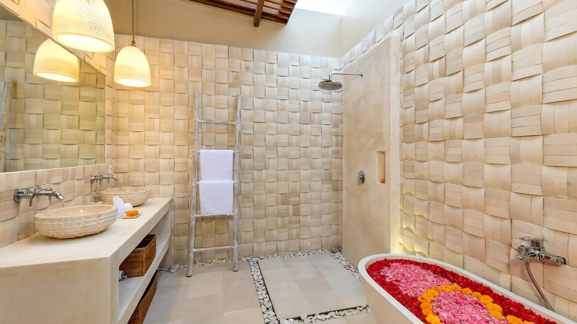 סמיניאק Villa Lisabella By Villa Finder